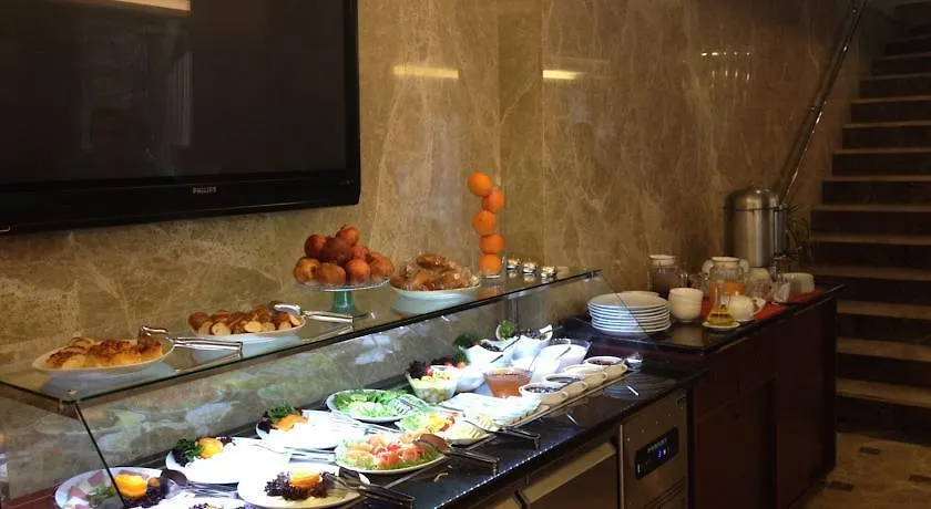 Regency World Suite & Hotel Istanbul 4*,